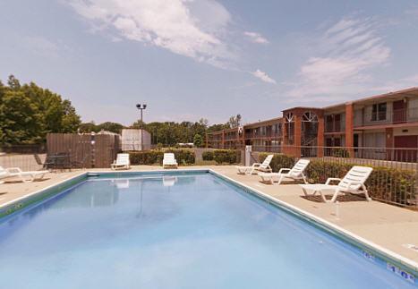 Americas Best Value Inn Сърси Екстериор снимка